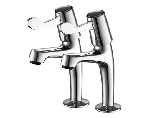 standard size Chrome Kitchen Taps Polished Surface Modern Style