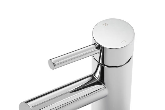 Modern Brass Basin Mixer Faucet Chrome Finish For Basin QT8202W